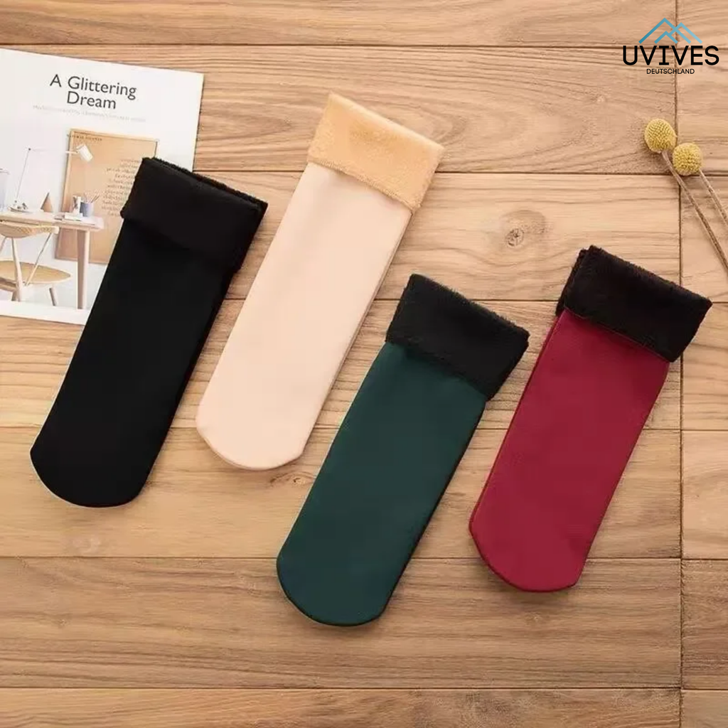 4+4 GRATIS | CozyFeet – Calze che tengono davvero caldo!