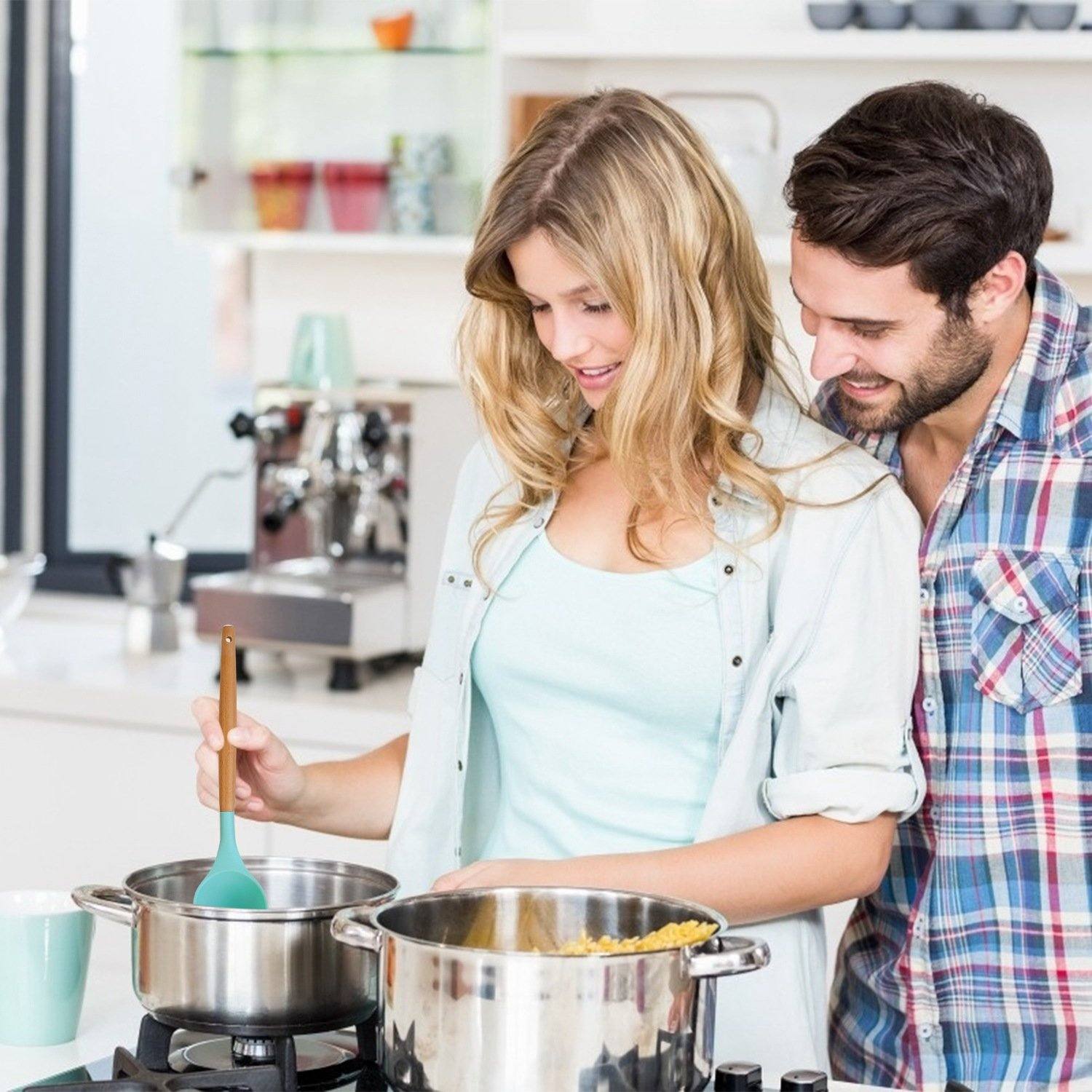11-Delt: Set di Utensili da Cucina in Silicone