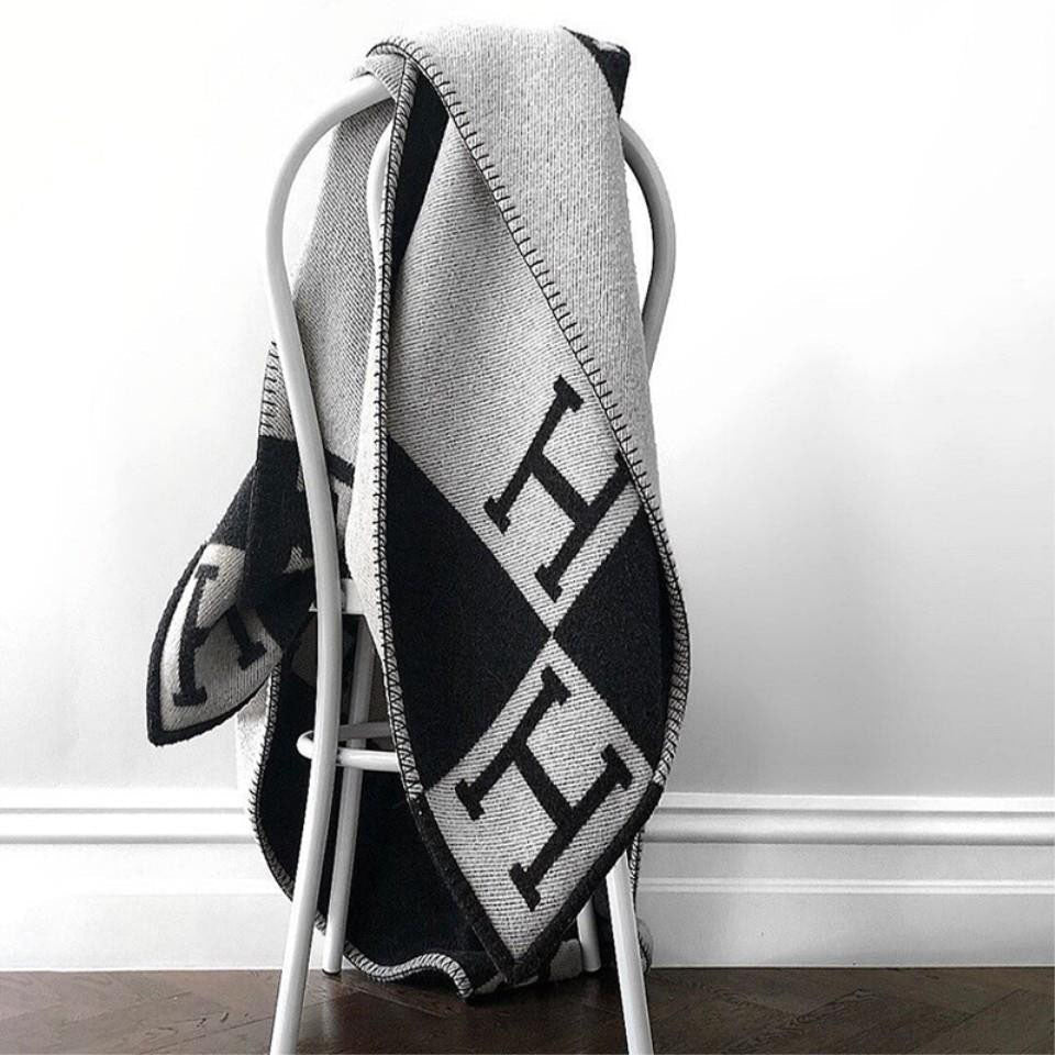 Coperta in Lana e Cashmere – Elegante Isabelle per la tua casa