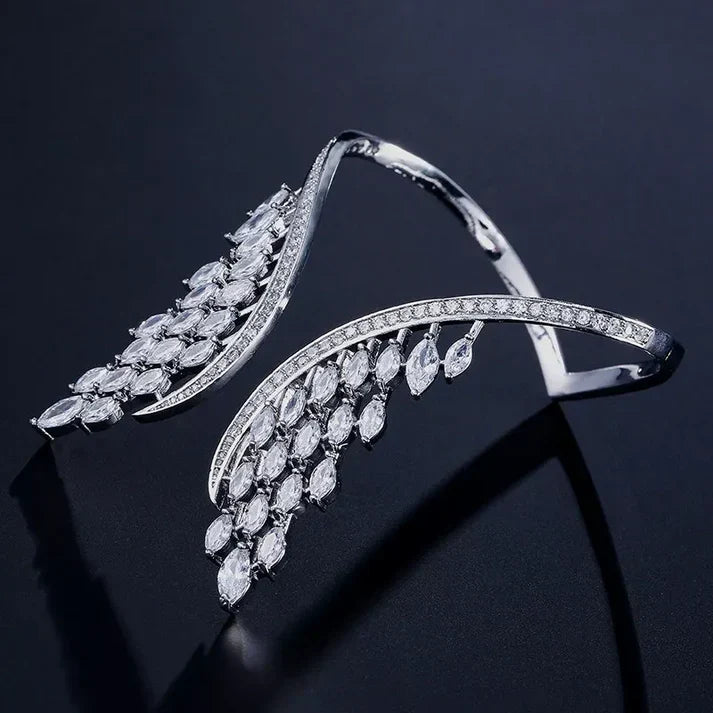 Offerta Limitata - CharmGlow - Bracciale & Anello | Solo Oggi 50% di Sconto