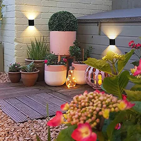 1+1 GRATIS | SolarWand | Lampada da Parete LED Solare | Luce Calda & IP65 | Senza Fili & Risparmio Energetico