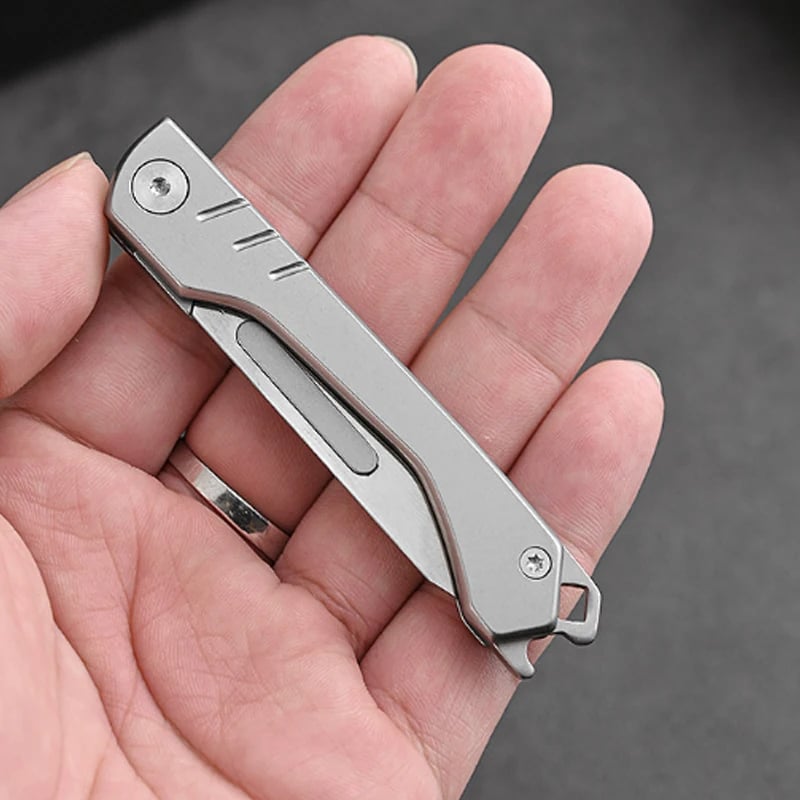 BladeSwift - Coltello pieghevole con 10 lame intercambiabili