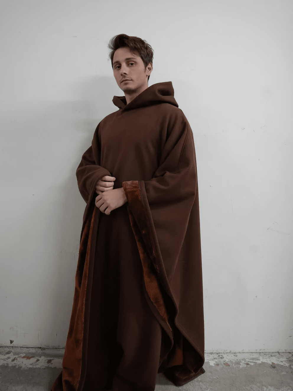 AstraWeave Hoodie Di FrostLine Per Comfort Quotidiano