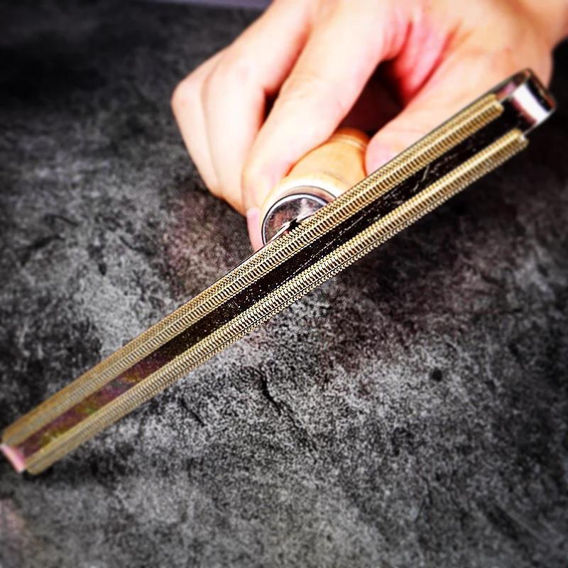 Brehn | Rimuovi Pelucchi Manuale | Testa di Precisione in Rame | Manico in Legno Massello | Rasoio Tessile senza Batteria per Cashmere, Lana e Mobili Imbottiti | Estrattore di Pilling