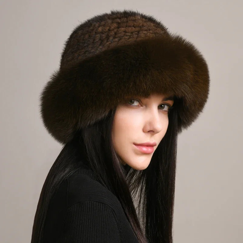 Cappello in Pelliccia di Visone Vellara per Calore Invernale e Lusso Quotidiano
