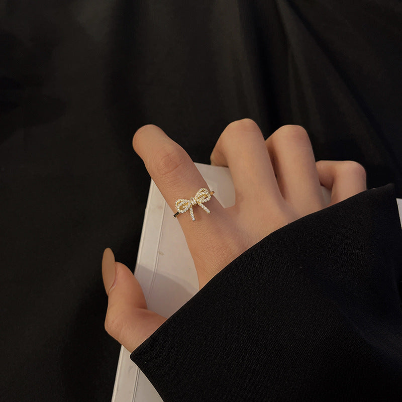 Anello in Diamante a Fiocco