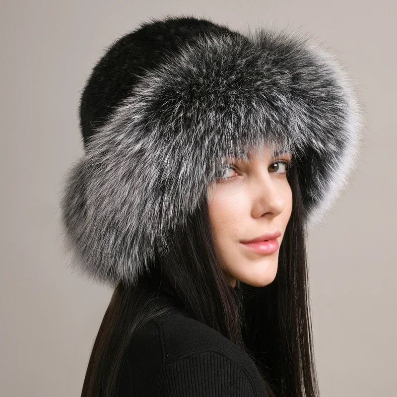Cappello in Pelliccia di Visone Vellara per Calore Invernale e Lusso Quotidiano