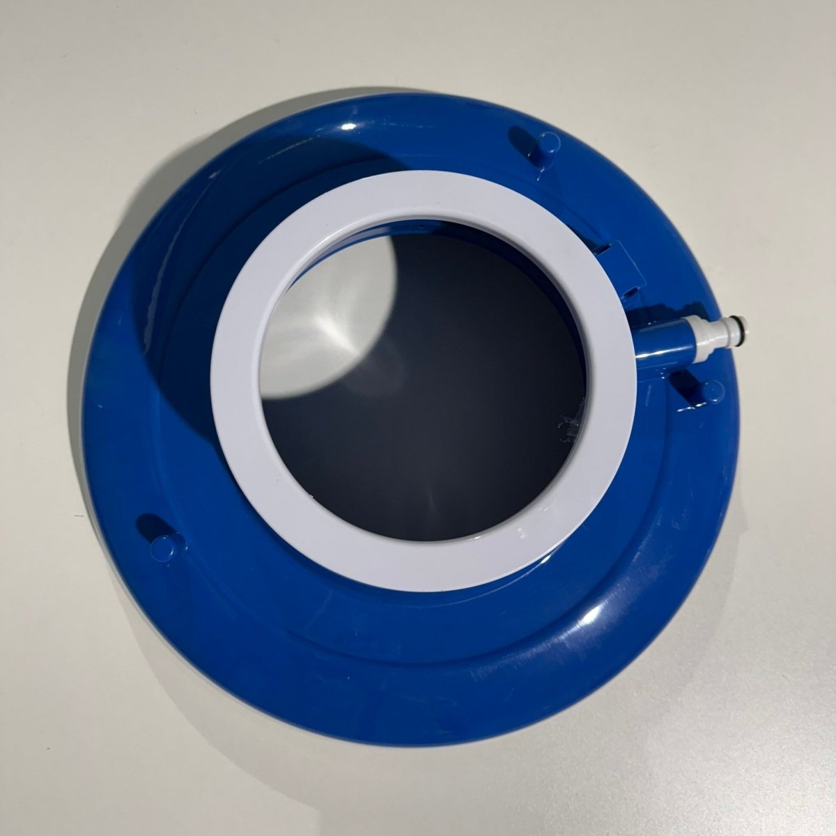 AQUAVAC – Pulitore per piscina senza chimici con forte potere di aspirazione per foglie e sporco