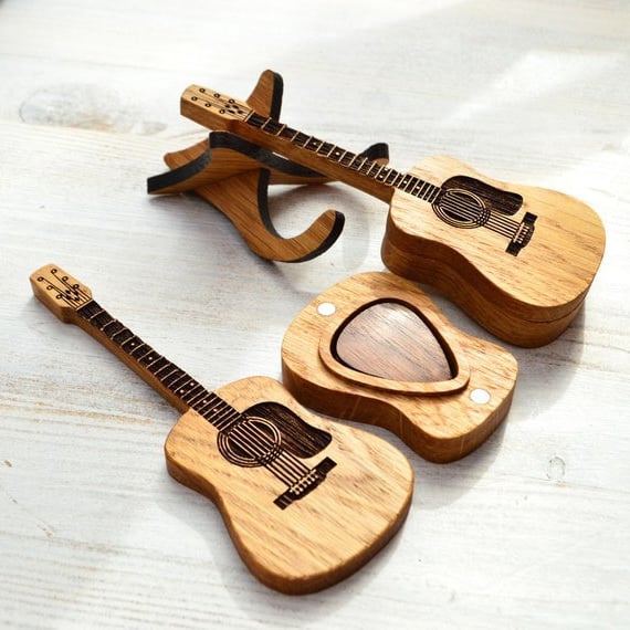 GuitarHolder - Supporto per plettro per chitarra +3 Plettro gratuiti
