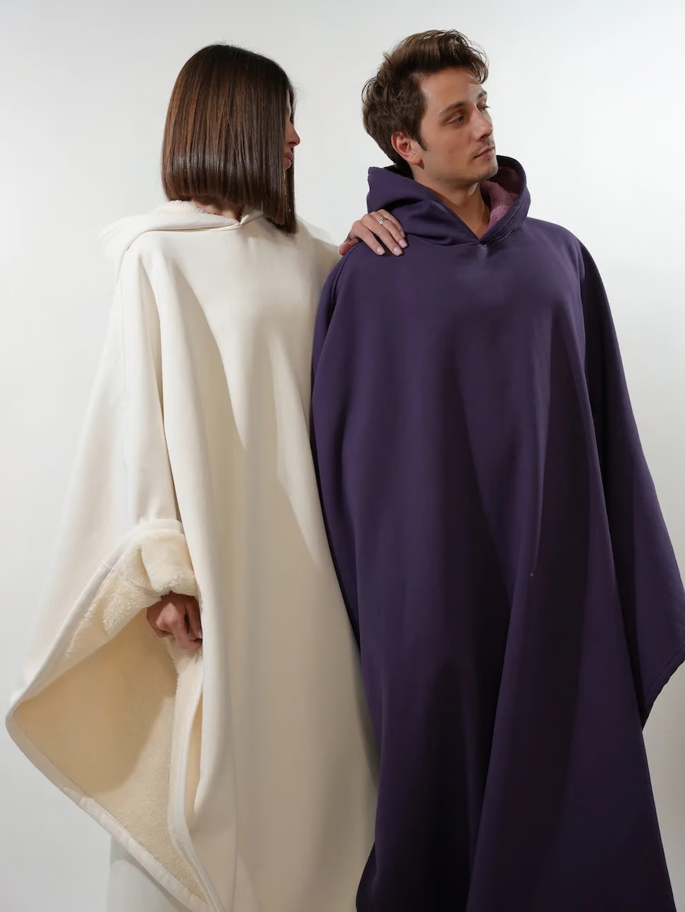 AstraWeave Hoodie Di FrostLine Per Comfort Quotidiano
