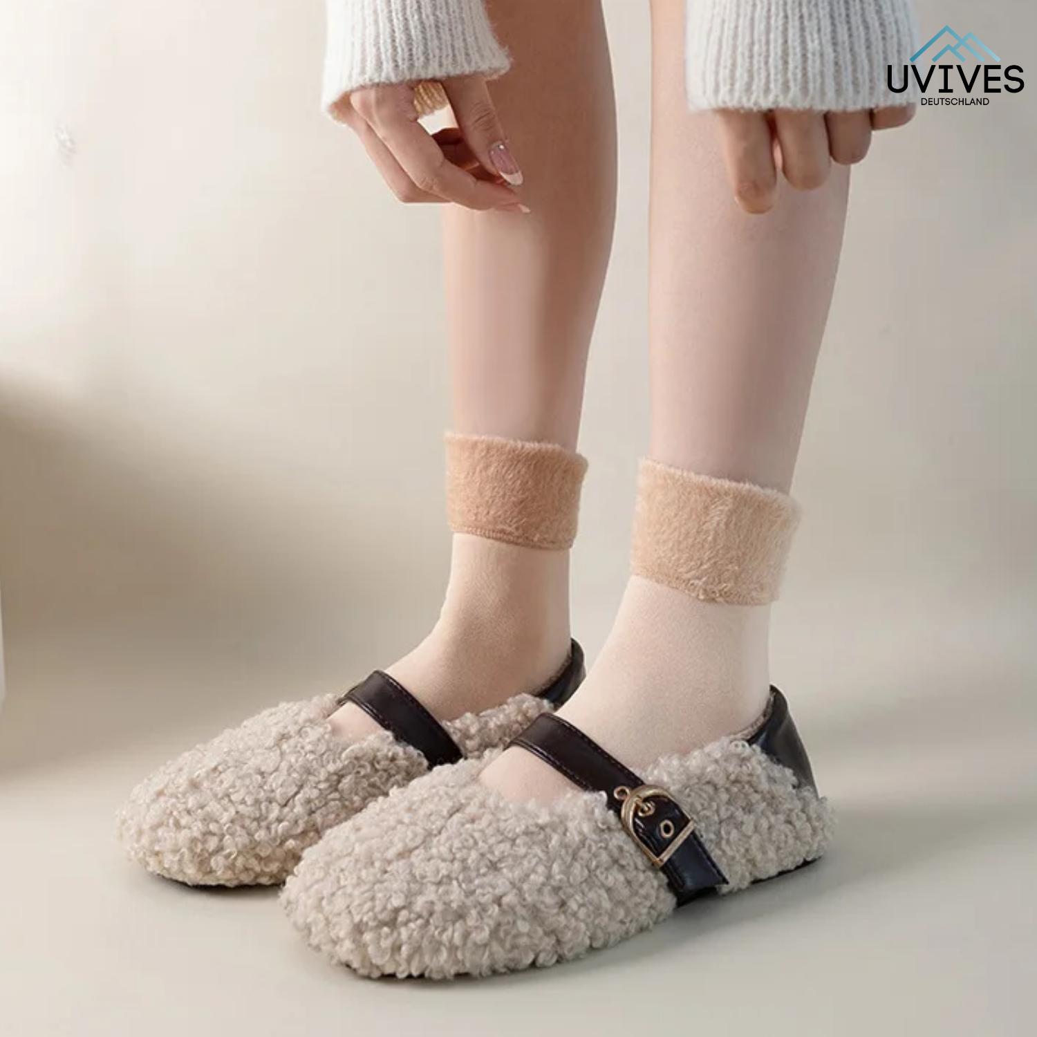 4+4 GRATIS | CozyFeet – Calze che tengono davvero caldo!