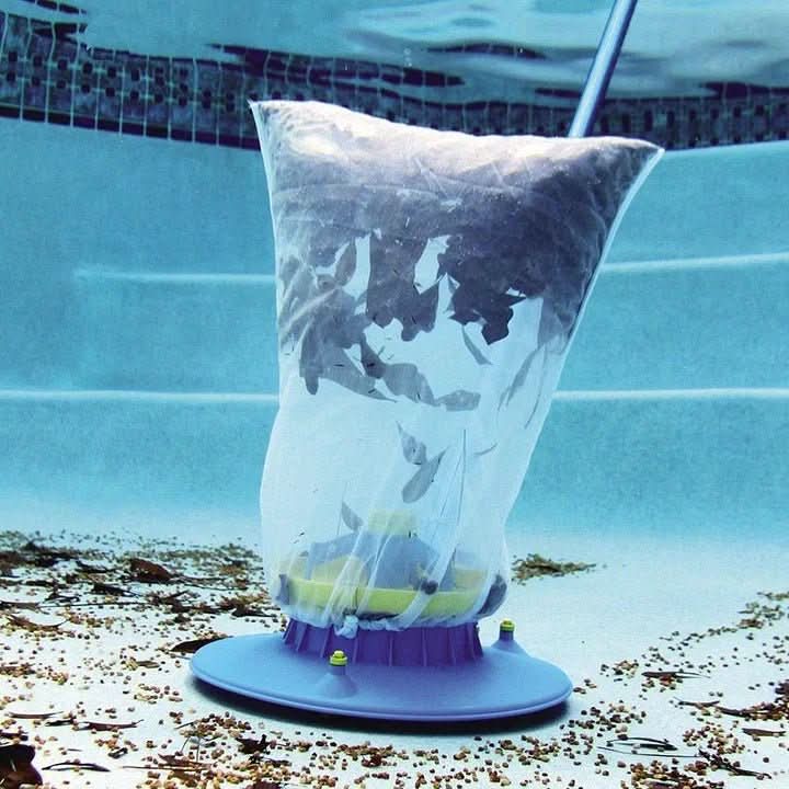 AQUAVAC – Pulitore per piscina senza chimici con forte potere di aspirazione per foglie e sporco