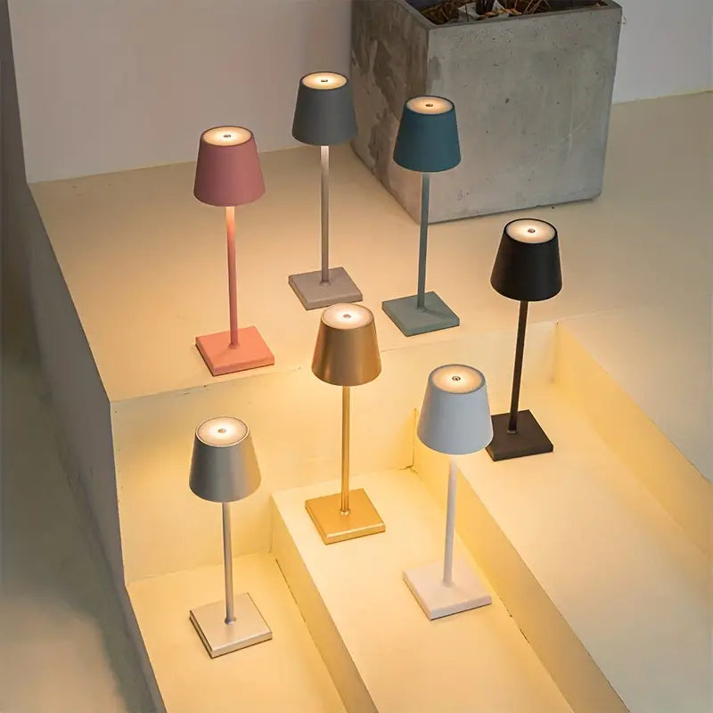 Lampada da tavolo Callon – Metallo – Nero – 30 cm – Lampada touch wireless per design moderno