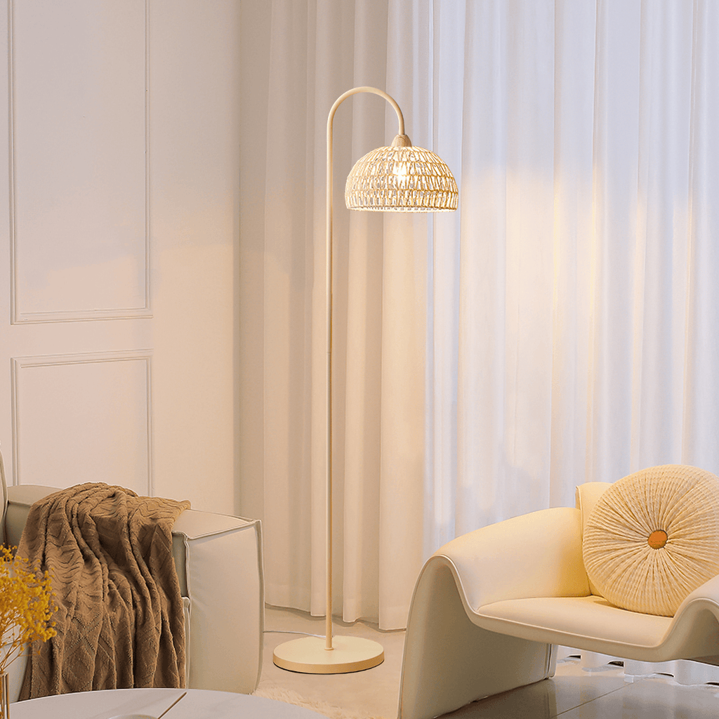 Lampada da terra Capor – Rattan e Metallo – Beige – 160×230 cm – Design Elegante
