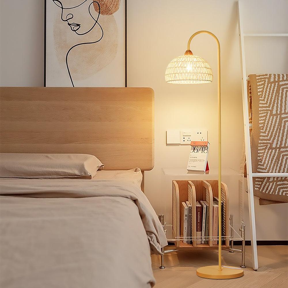 Lampada da terra Capor – Rattan e Metallo – Beige – 160×230 cm – Design Elegante
