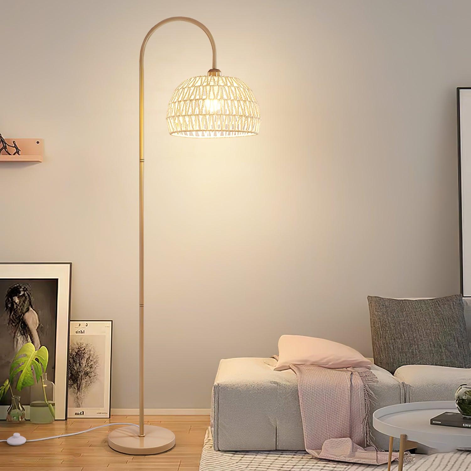 Lampada da terra Capor – Rattan e Metallo – Beige – 160×230 cm – Design Elegante