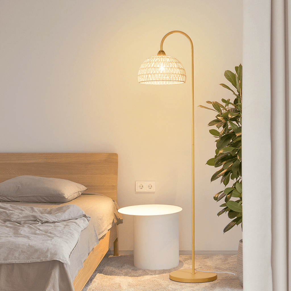 Lampada da terra Capor – Rattan e Metallo – Beige – 160×230 cm – Design Elegante