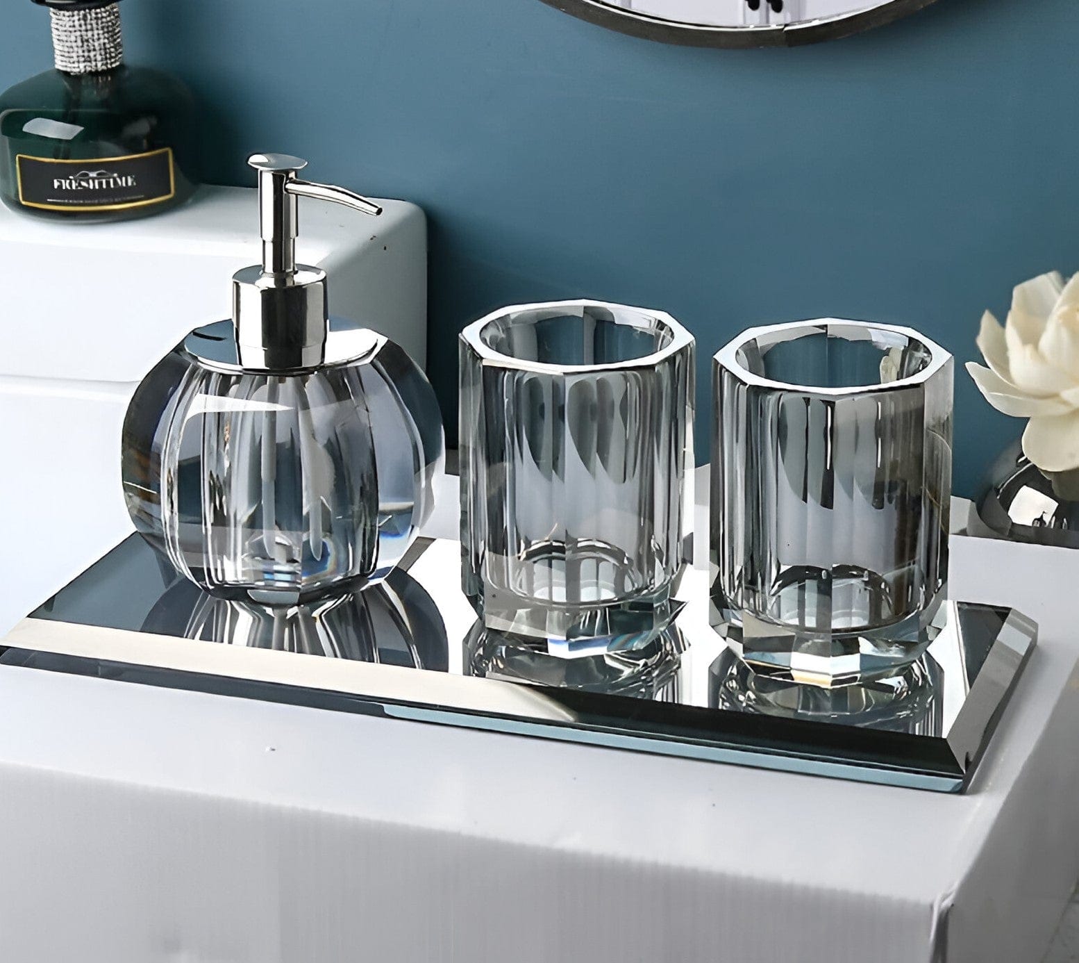 Collezione di Accessori da Bagno in Vetro Cristallo LustreEdge Nordic
