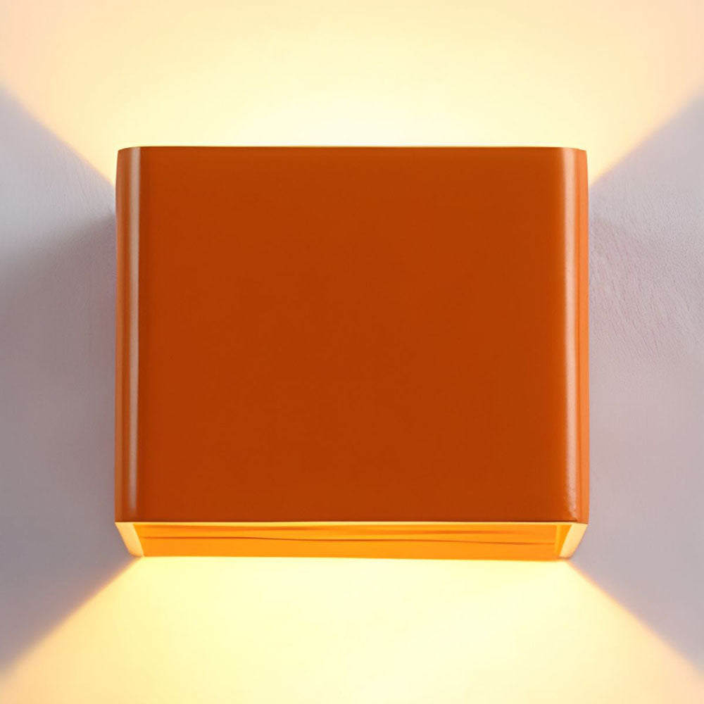 Lampada da Parete Cubbon – LED – Bianca – Compatta – Design Moderno