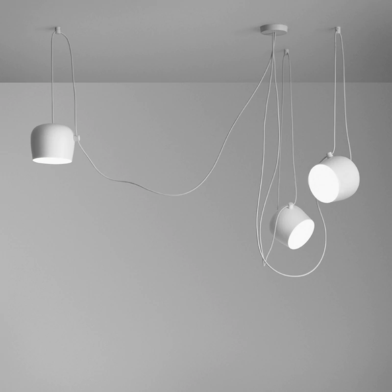 Lampada a sospensione LumaDrum con assemblaggio di lampadina alimentata da cavo