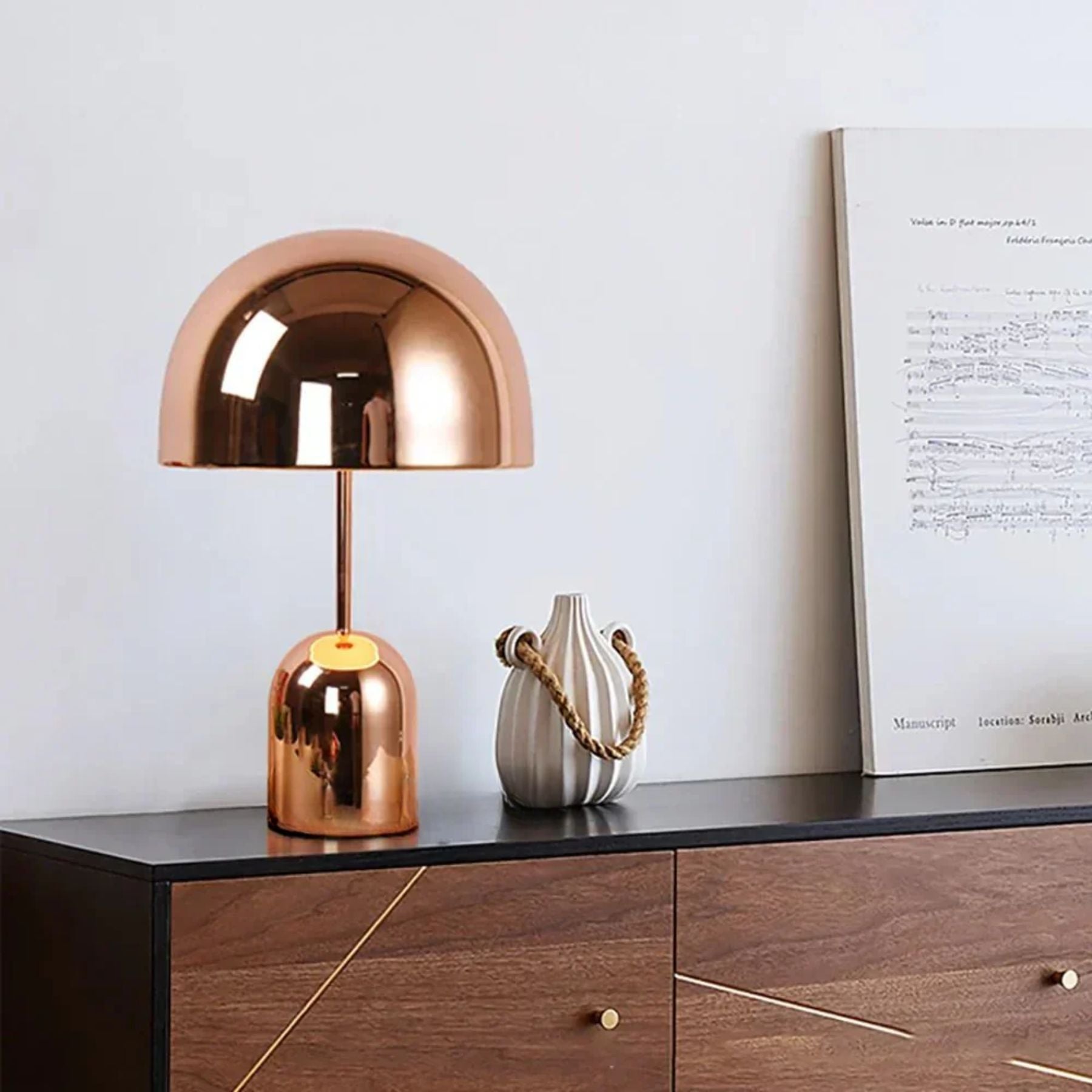 Lampada da Tavolo Dorvelle – Rame – 18×30 cm – Dimmerabile – Design Moderno per un'Arredamento Elegante