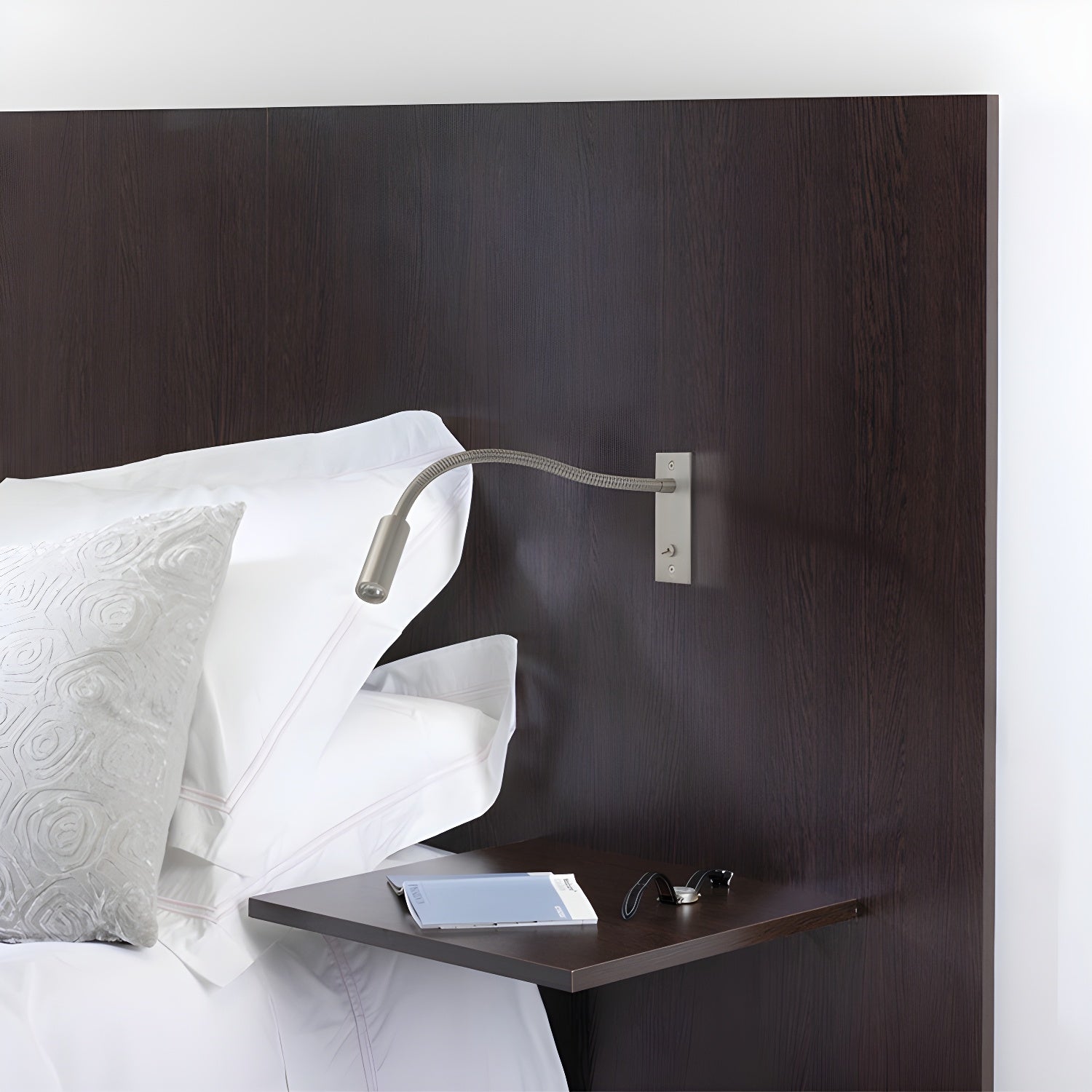 Lampada da Parete Elezor – Metallo – Nero – Braccio Flessibile – Moderno Applique LED per Accenti Confortevoli
