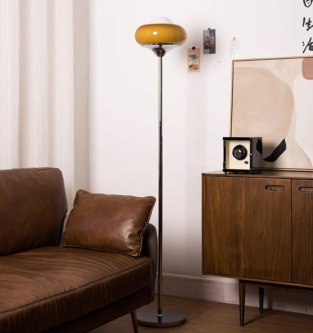 Lampada da terra Gozzuni – Metallo & Vetro – Caramello – Stile Moderno-Retro – Ideale per soggiorno e camera da letto