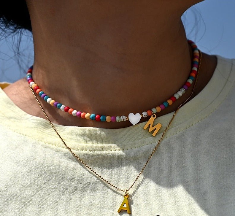 Collana di perline Sandsberg con pendente a forma di lettera