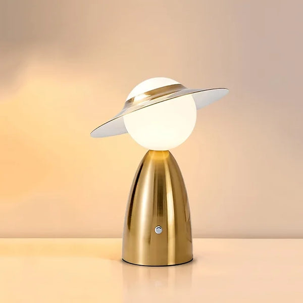 Lampada da tavolo Hattentisch – Metallo – Bianco – Design moderno – 5W – Elegante lampada LED da tavolo per comodini e scrivanie