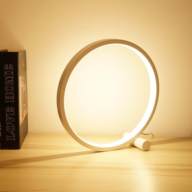 Lampada da Tavolo Minimalista - Funzione Touch - Design Elegante