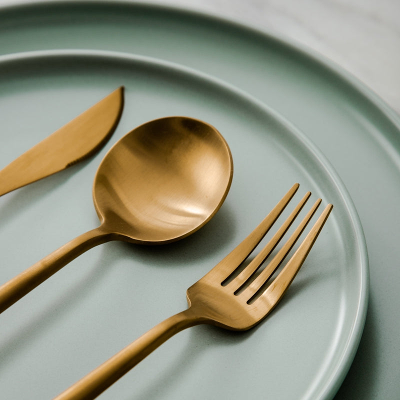 Posate minimaliste in acciaio inossidabile – Eleganza in un design semplice
