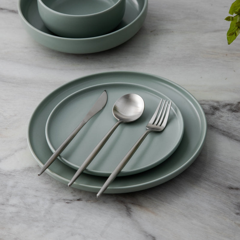 Posate minimaliste in acciaio inossidabile – Eleganza in un design semplice
