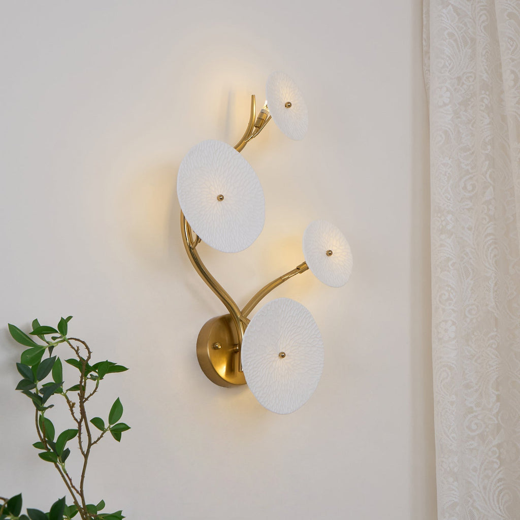 Lampada da Parete Lys Lotus – Ceramica – Bianca con Accenti Dorati – 4–8 Tazze – Elegante Lampada da Parete per Interni