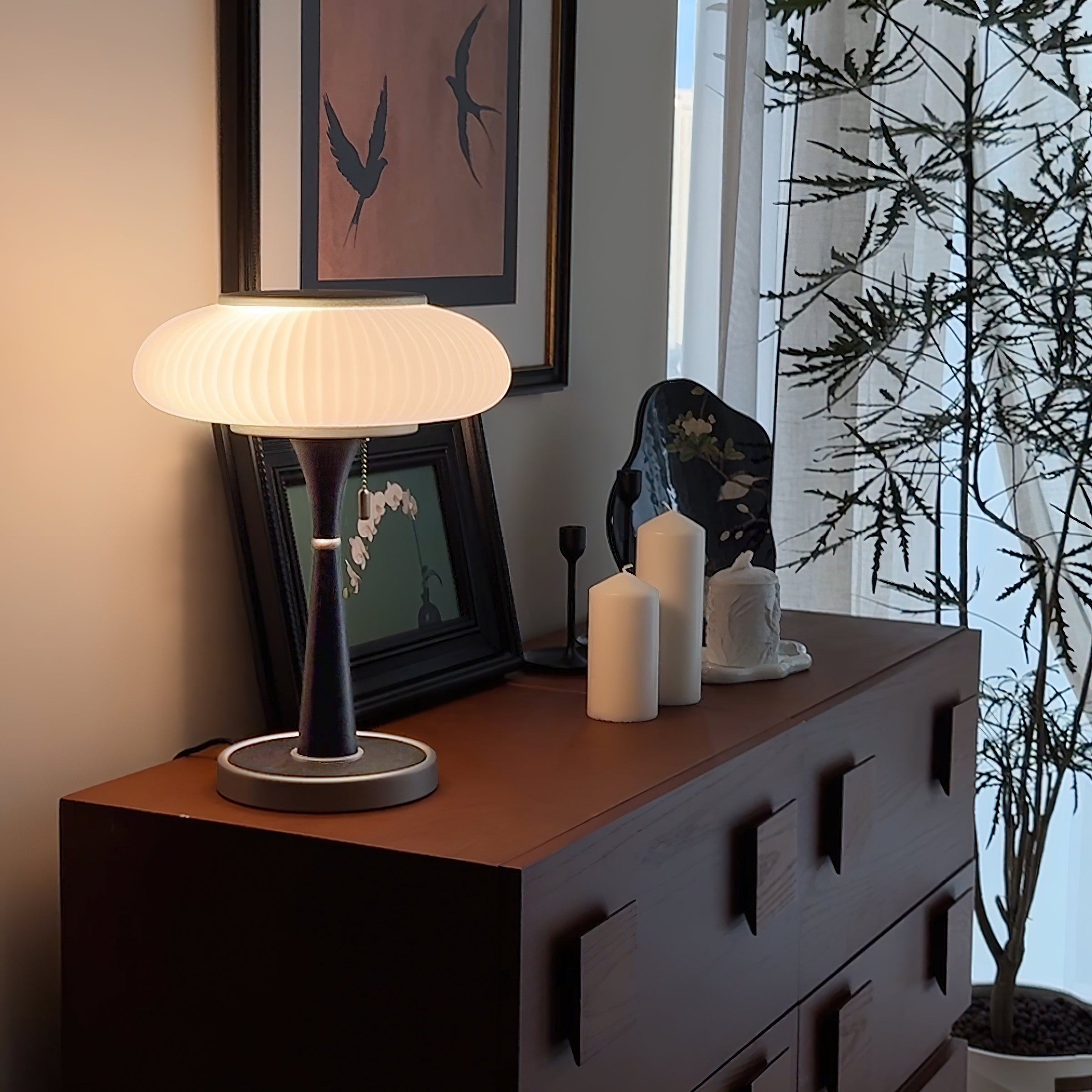 Lampada da tavolo Matsuteko – Legno di noce e vetro – Luce calda – Stile retro – E26/E27