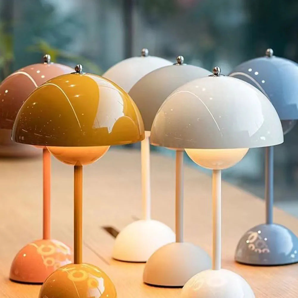 Lampada da tavolo LED Lumora | Dimmerabile in 3 livelli | Ricaricabile tramite USB | Design scandinavo