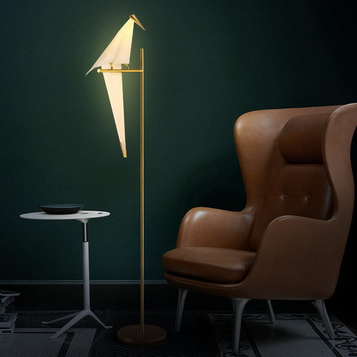 Lampada da tavolo Origami – Base in metallo – Bianco – Moderna – Linguaggio formale elegante