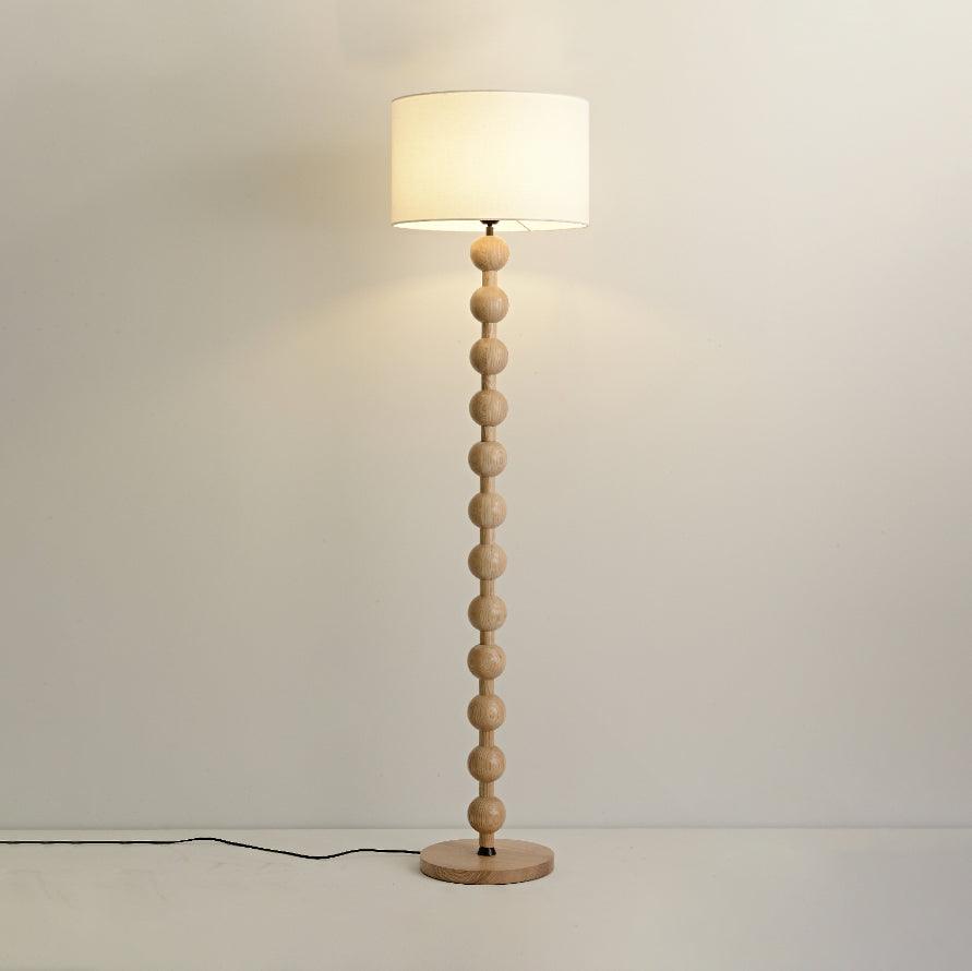 Lampada da terra Osvira – Noce e legno di frassino – Bianco – 160 cm – Lampada LED moderna per il soggiorno