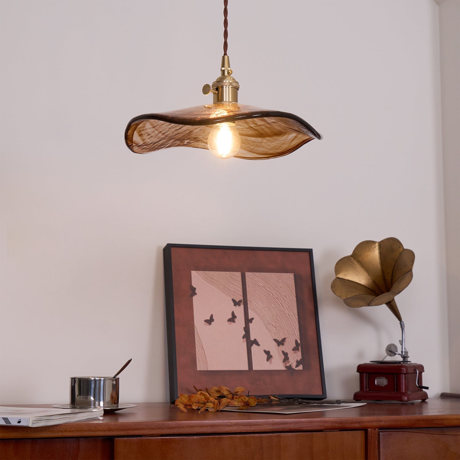 Pellezo Lampada a sospensione – Vetro – Marrone – Altezza regolabile – Design giocoso a petalo per sala da pranzo e soggiorno