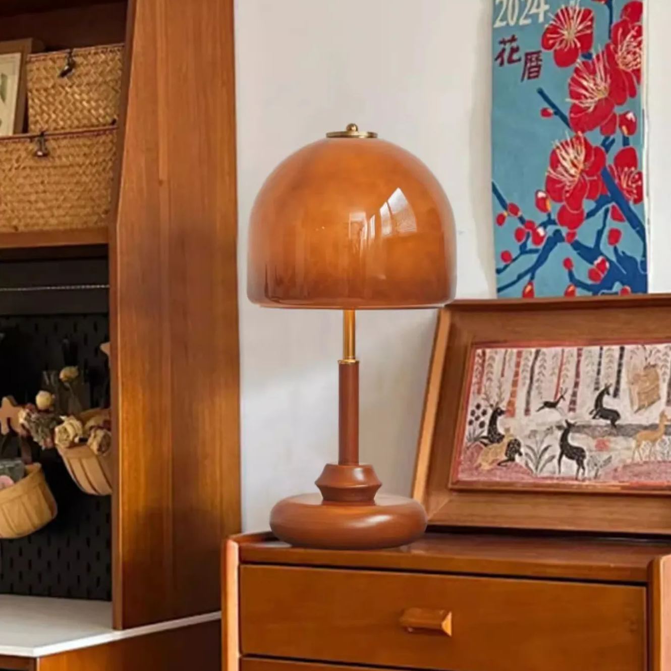 Lampada da Tavolo Pozzo – Copertura in Vetro – Noce – E26/E27 – Design Elegante