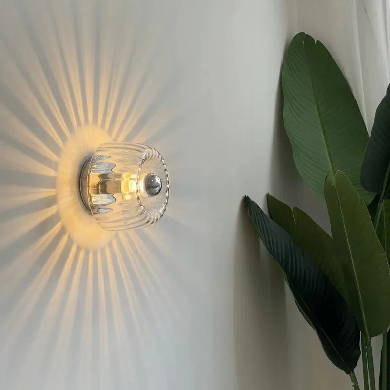Lampada da parete Ribson – Vetro e metallo – Trasparente – Compatta – Stile Bauhaus per interni eleganti