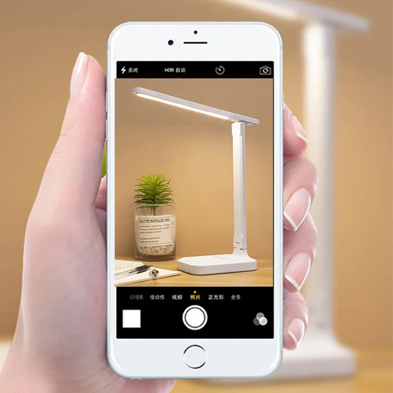 Lampada da tavolo LED ricaricabile da 6000mAh USB 3 colori dimmerabile senza step, lampada da scrivania touch pieghevole, luce notturna per lettura a protezione degli occhi