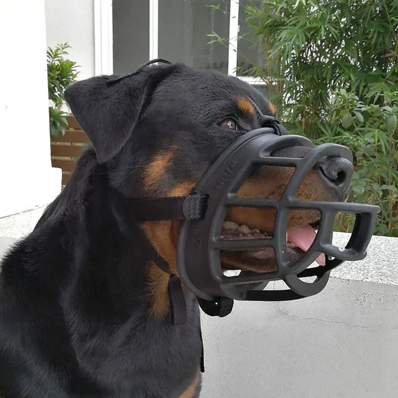Museruola regolabile in silicone per cani