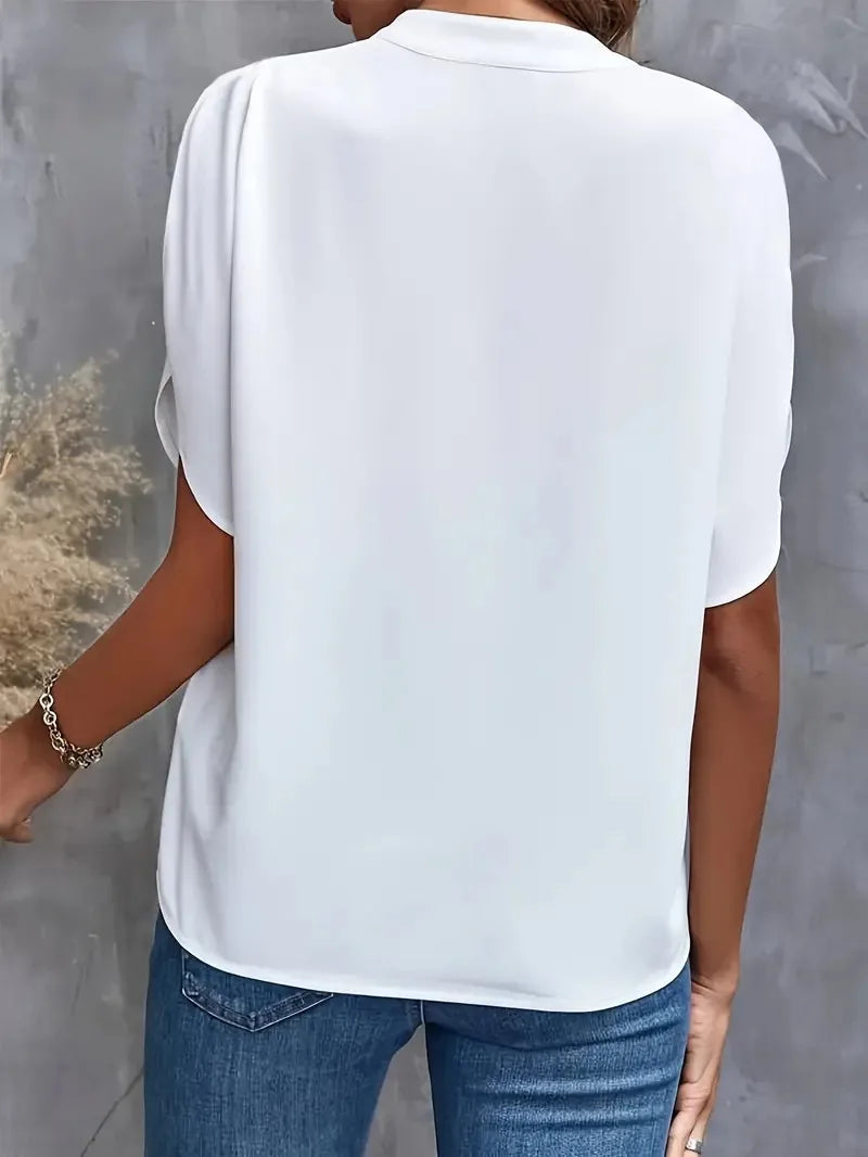 Isalie – Elegante Blusa con Scollatura a V in Tessuto Fluido