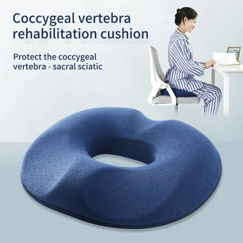 OrthoRelax | Cuscino per seduta in Memory Foam | Sollievo per il coccige e la colonna vertebrale | Ergonomico e Confortevole
