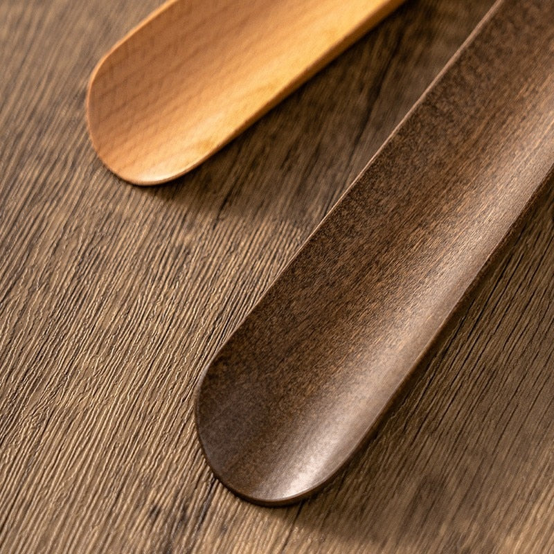 Sandsberg | Cucchiaio per Scarpe con Manico Lungo | Design in Legno Magnetico | Legno Naturale