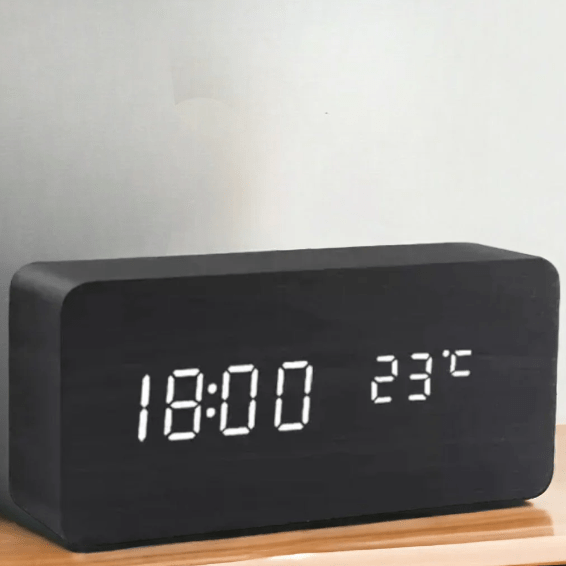 WOODSENSE – Orologio in legno LED con controllo vocale per un'elegante visualizzazione del tempo