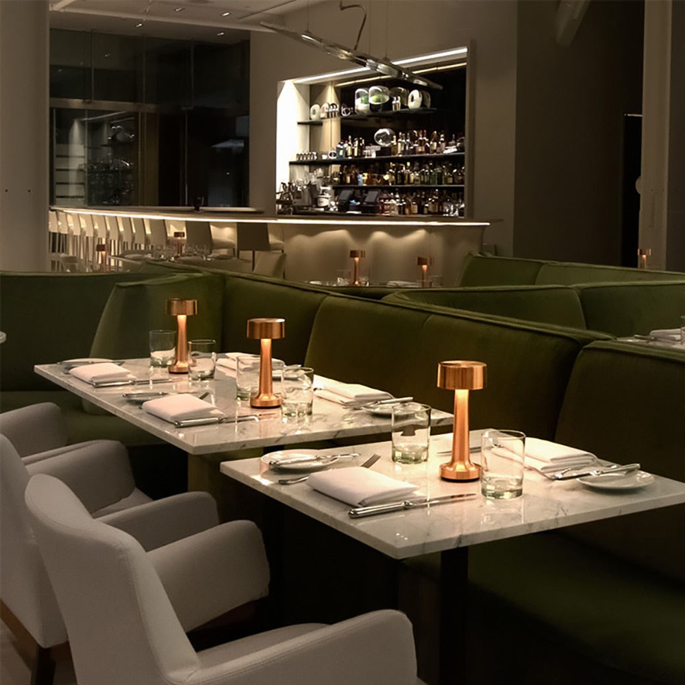 Elegante Lampada da Tavolo LED – Senza Fili, Dimmerabile e Ricaricabile