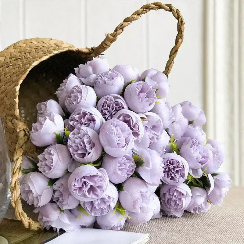 Bouquet di Peonie in Seta Romantico di Lyra con 27 Fiori Realistici