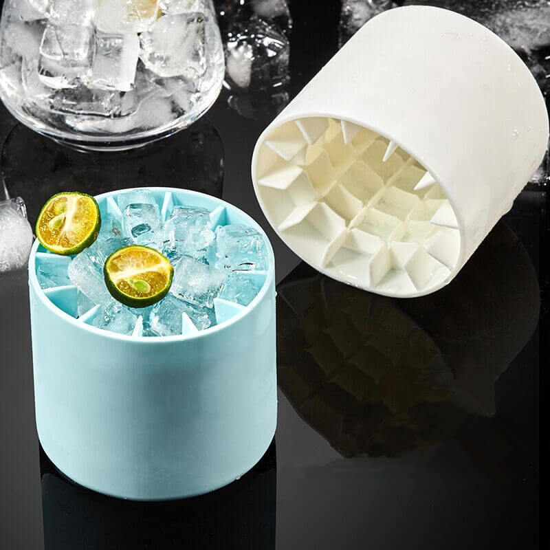 FrozenIce - Distributore di cubetti di ghiaccio portatile in silicone con coperchio