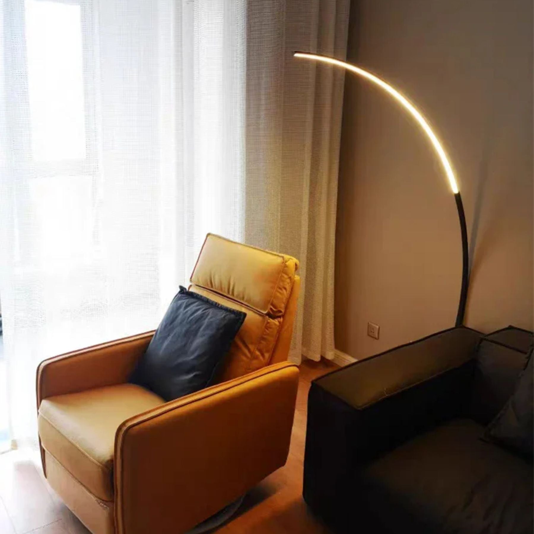 Lampada da terra – Alluminio e ferro – Nero – 170 cm – Lampada ad arco minimalista con illuminazione a LED